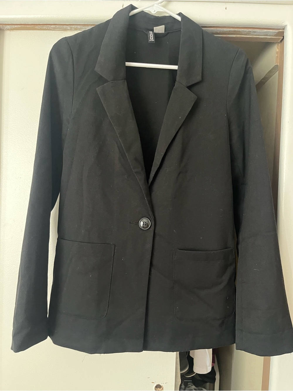 H&M women’s blazer